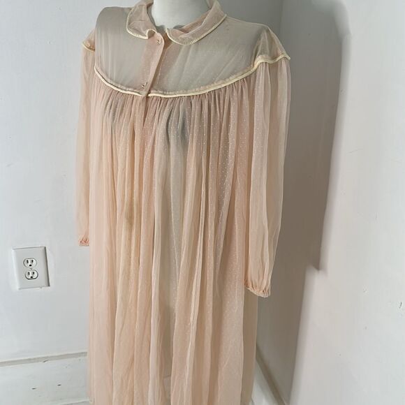 Vintage 60s Pink Polka Dot Chiffon Robe - Picture 2 of 7